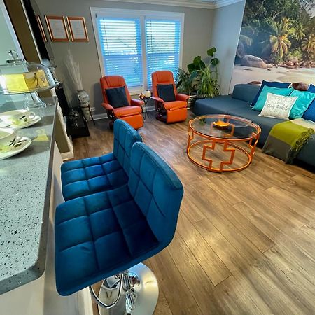 Schaumburg Paradise Oasis With A Secret Garden And Private Pool Luaran gambar