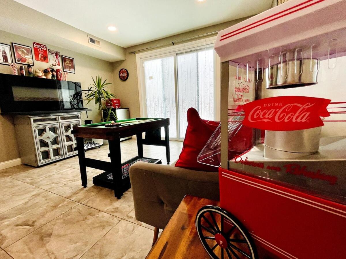 Schaumburg Paradise Oasis With A Secret Garden And Private Pool Luaran gambar
